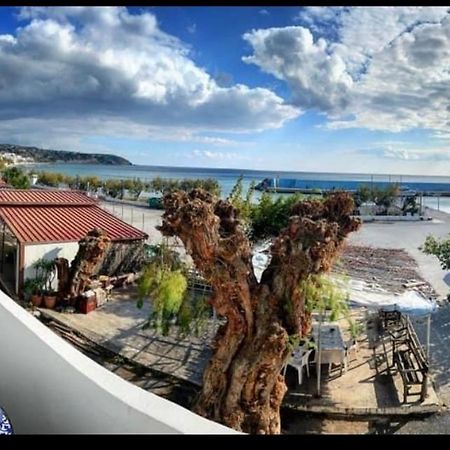 Tsoútsouros Seaview Apartment מראה חיצוני תמונה
